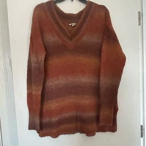 V neck Sweater